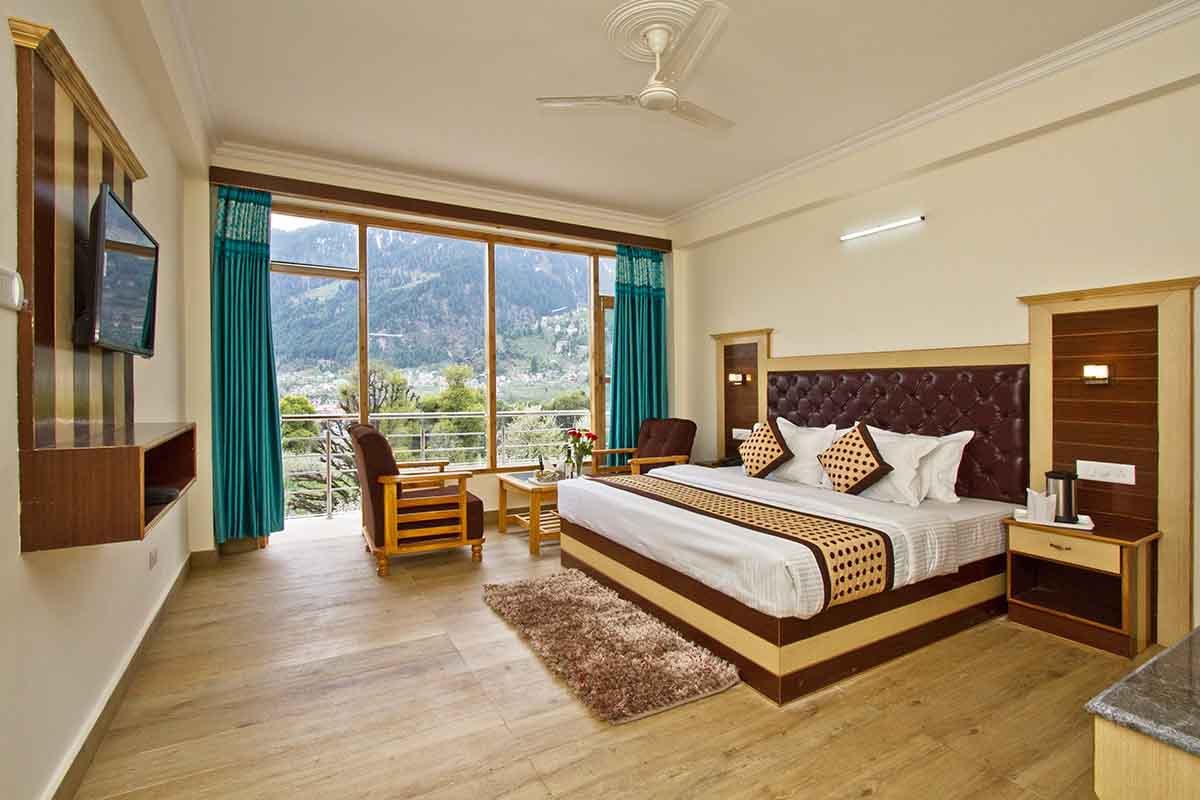 Manali Green